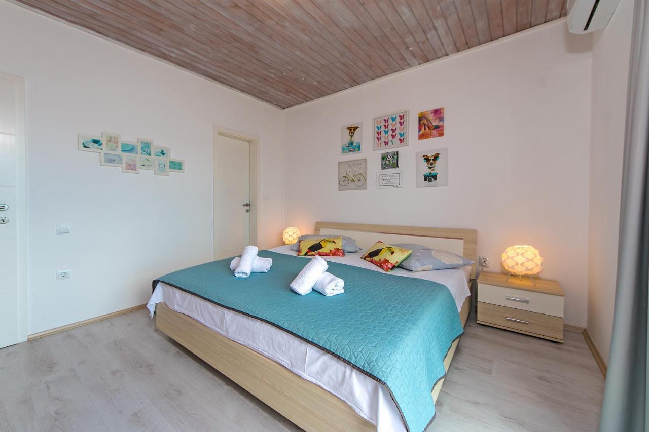 Abuela'S Beach House เบรลา ภายนอก รูปภาพ